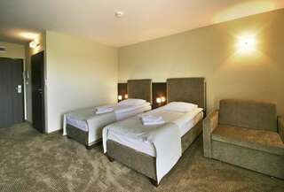 Отель Hotel Moran & SPA Повидз Стандартный двухместный номер с 2 отдельными кроватями-2